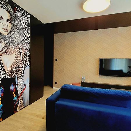 Park Apartament Z Duzym Tarasem - Proplace กอร์ซุฟเวียลคอปอลสกี ภายนอก รูปภาพ