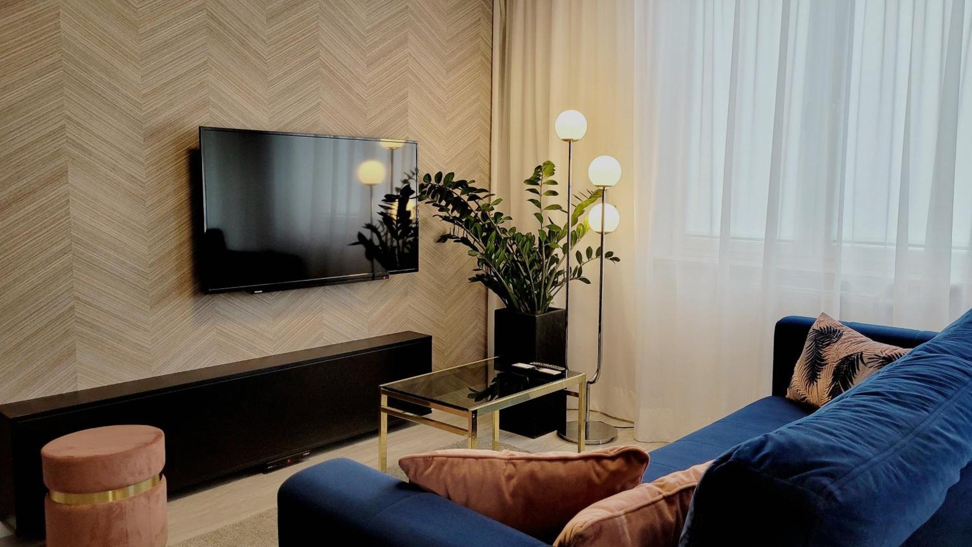 Park Apartament Z Duzym Tarasem - Proplace กอร์ซุฟเวียลคอปอลสกี ภายนอก รูปภาพ