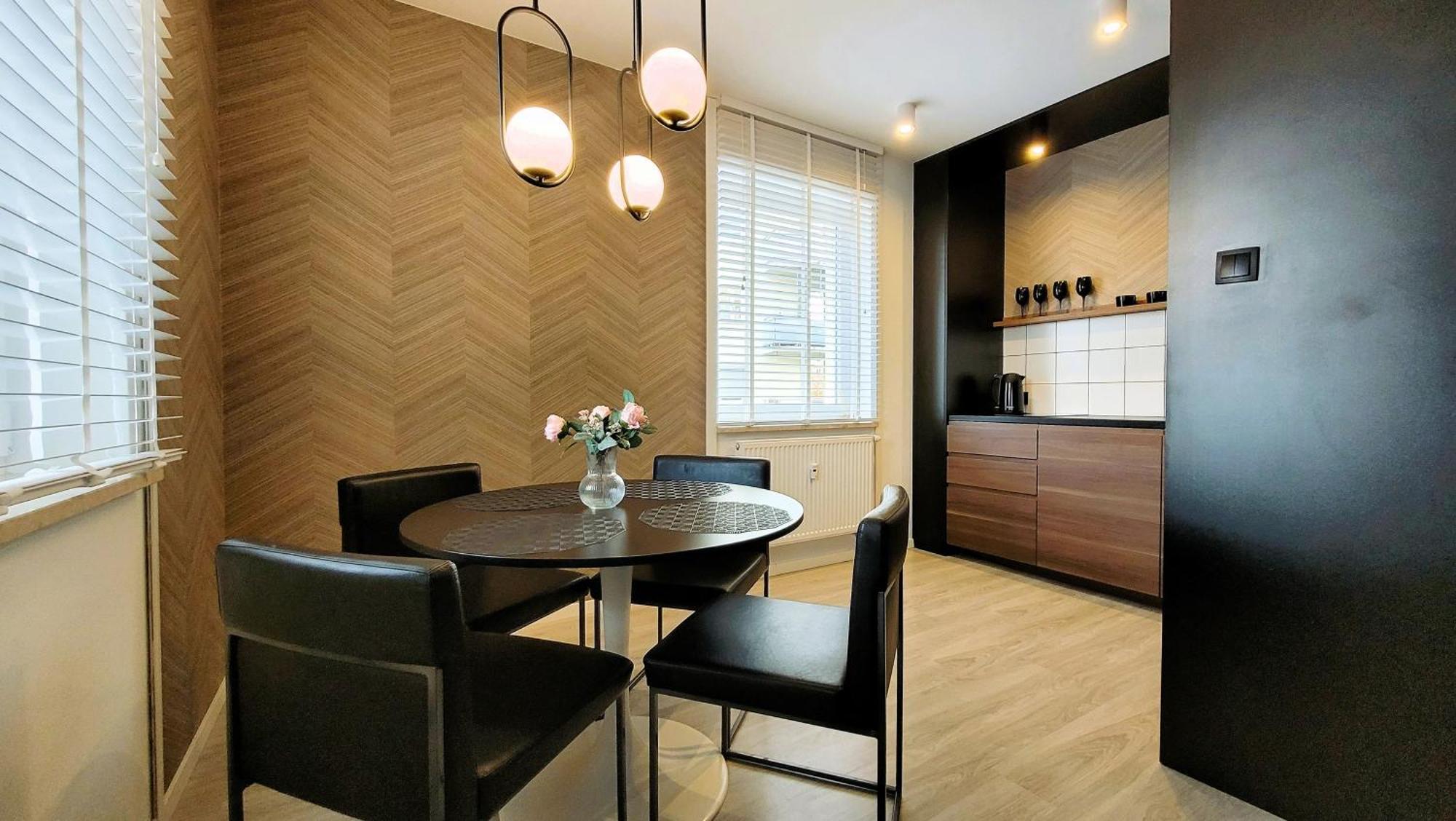 Park Apartament Z Duzym Tarasem - Proplace กอร์ซุฟเวียลคอปอลสกี ภายนอก รูปภาพ